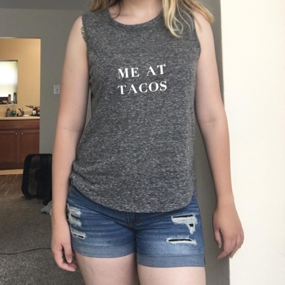 Graphic tank